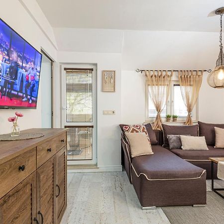 Ferienwohnung Stylish 1Bd Flat With A Terrace Near The Centre Of Plovdiv By Flat Mаnager Exterior foto