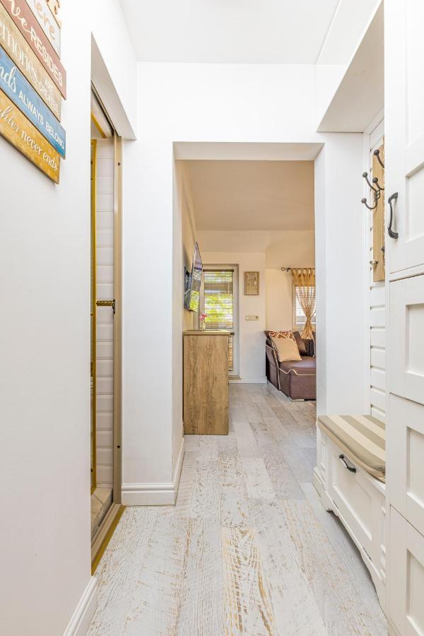 Ferienwohnung Stylish 1Bd Flat With A Terrace Near The Centre Of Plovdiv By Flat Mаnager Exterior foto